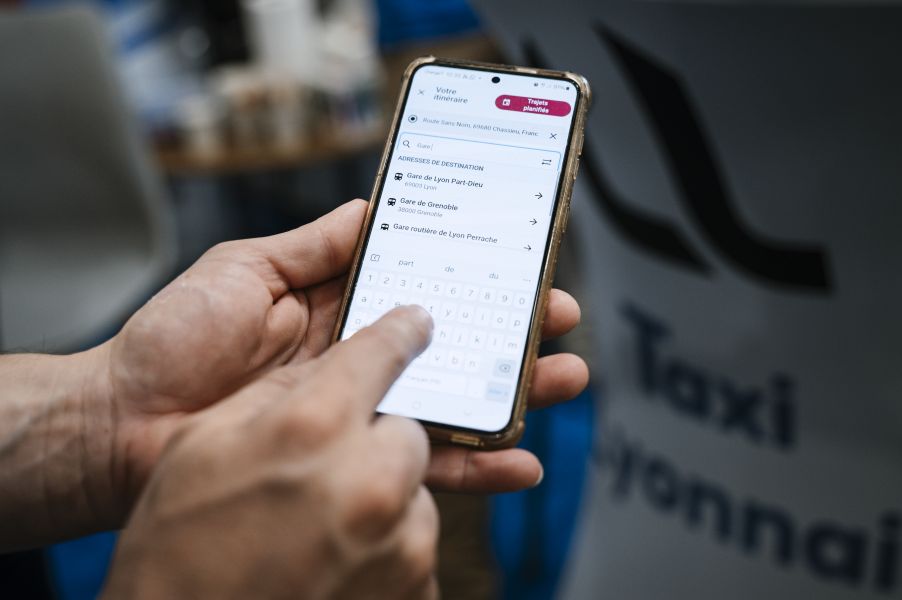 Impact soci&eacute;tal de Taxi TL : mobilit&eacute; inclusive sur le Rh&ocirc;ne