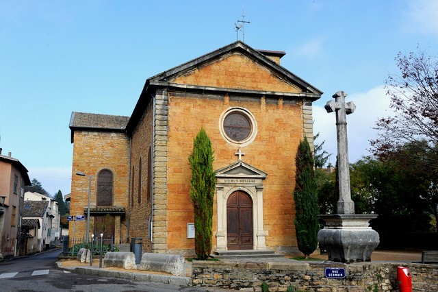 L'église de la Nativité-de-Notre-Dame d'Albigny-sur-Saône illustration