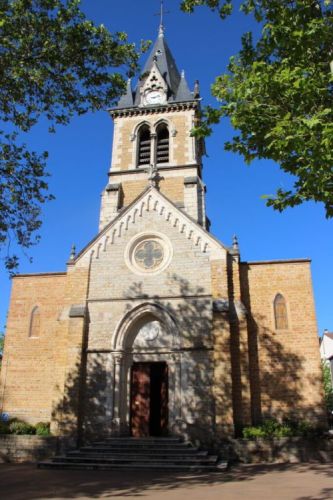 Saint-Louis Church of Champagne-au-Mont-d'Or illustration