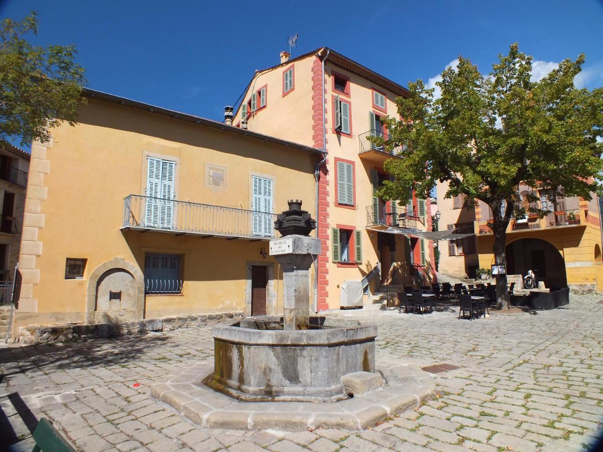 Sentiers surplombant le Rhône illustration